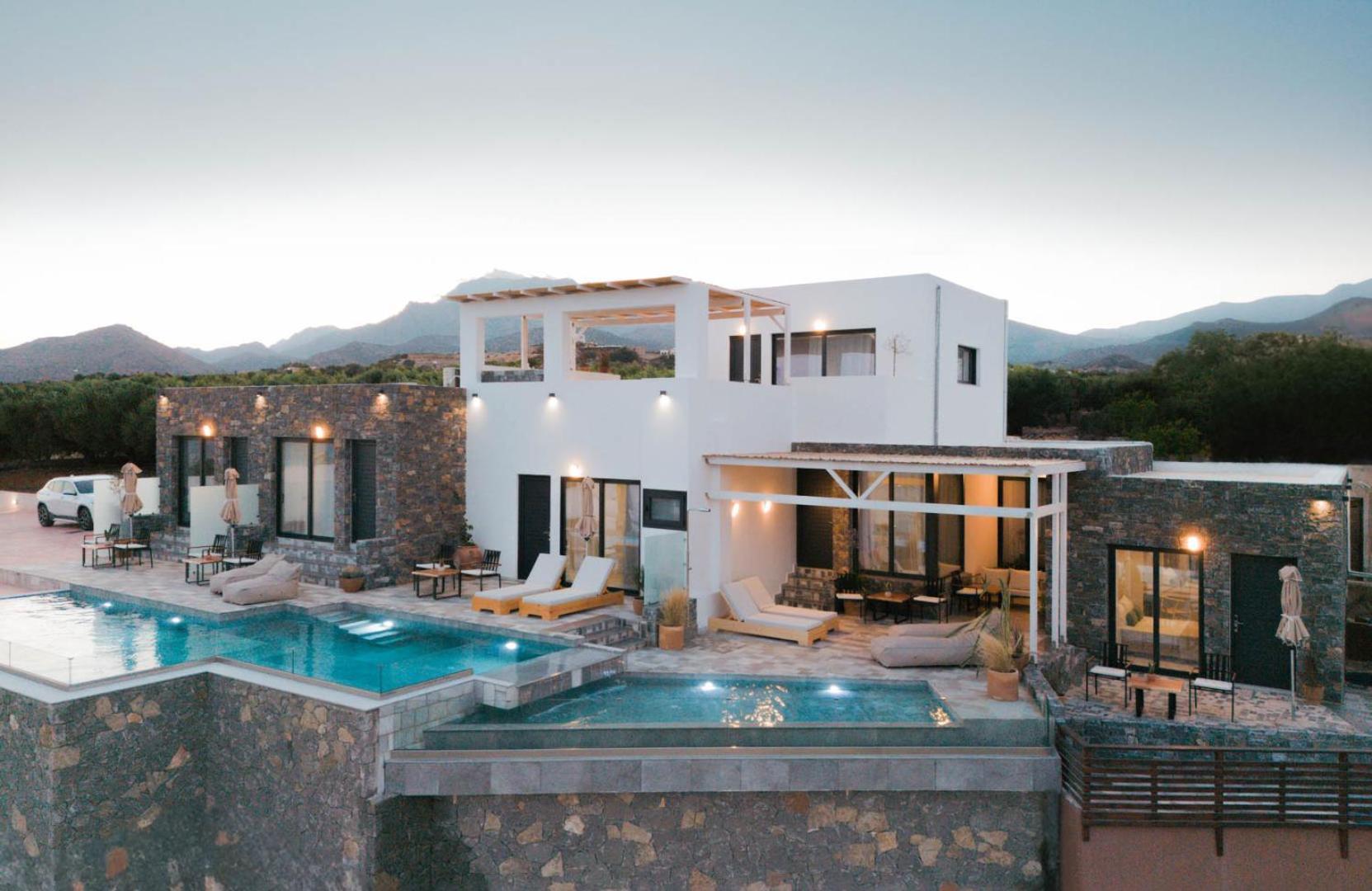 Plakakia Luxury Apartments Makry Gialos  Exterior photo