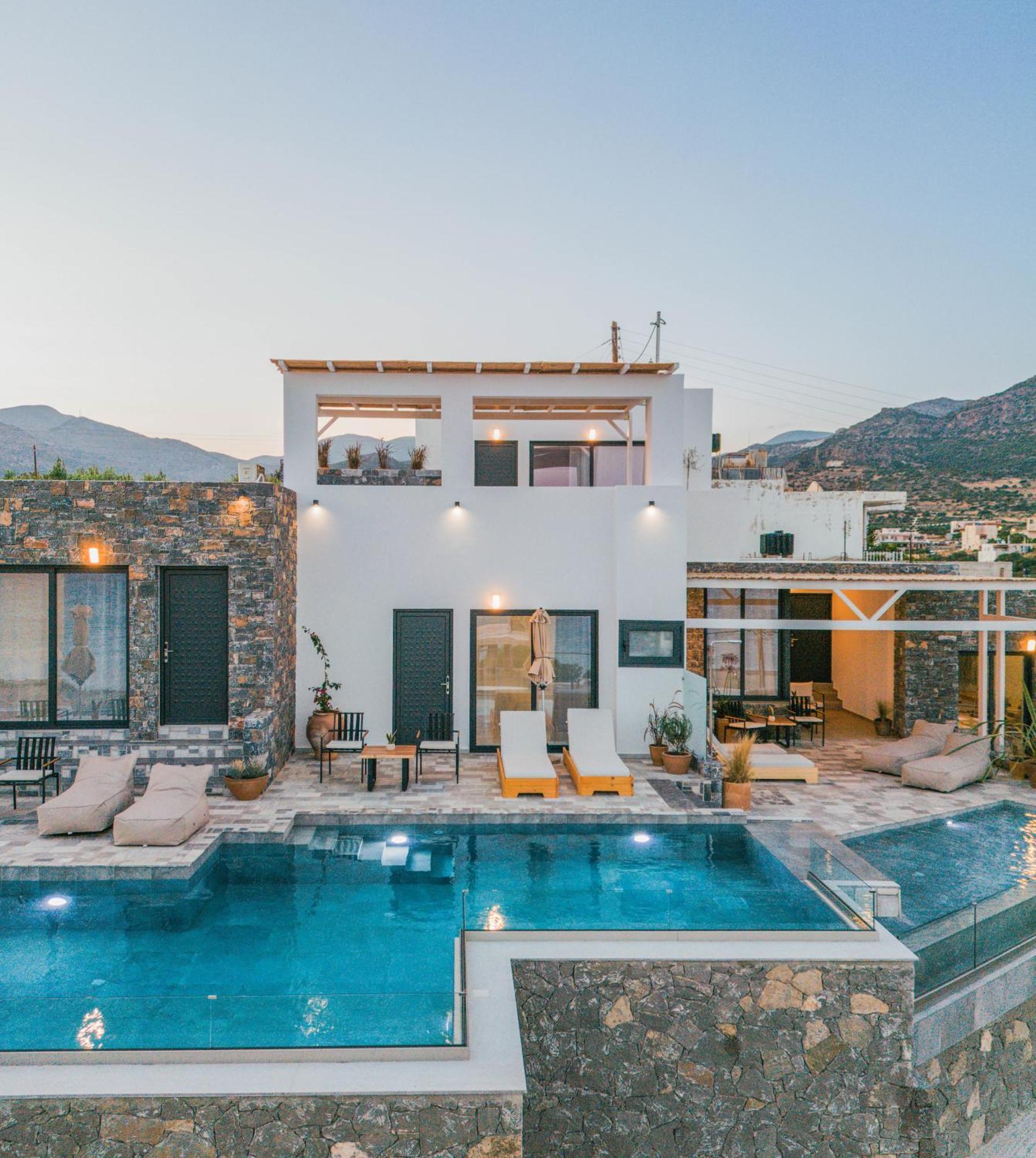 Plakakia Luxury Apartments Makry Gialos  Exterior photo