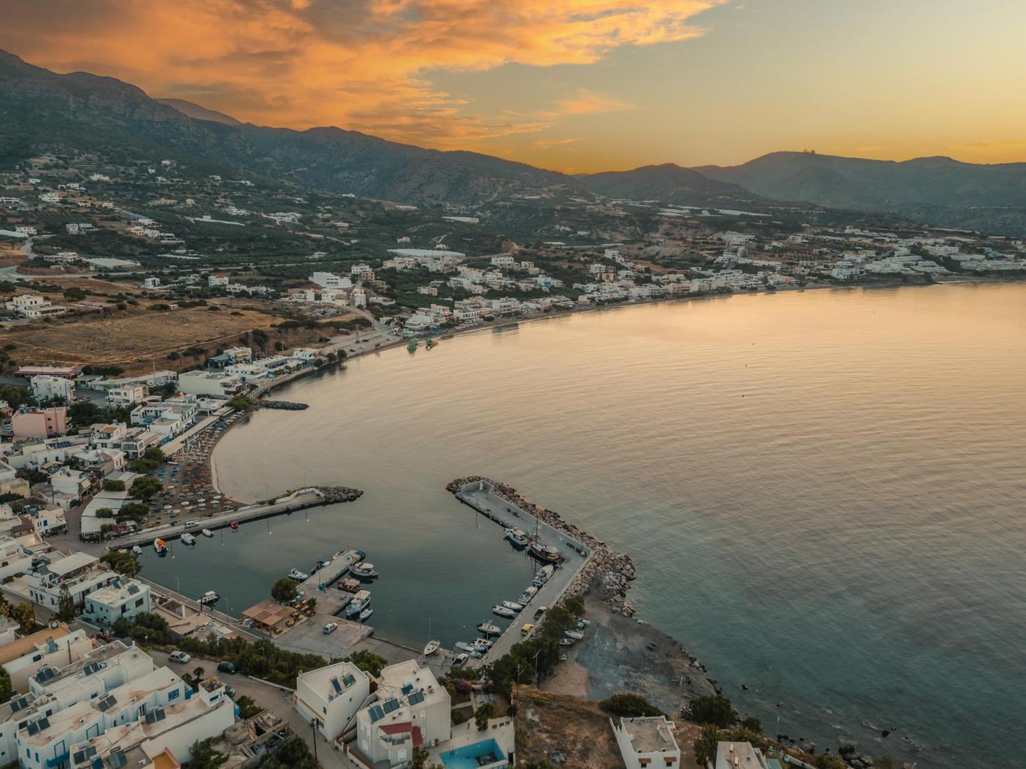 Plakakia Luxury Apartments Makry Gialos  Exterior photo